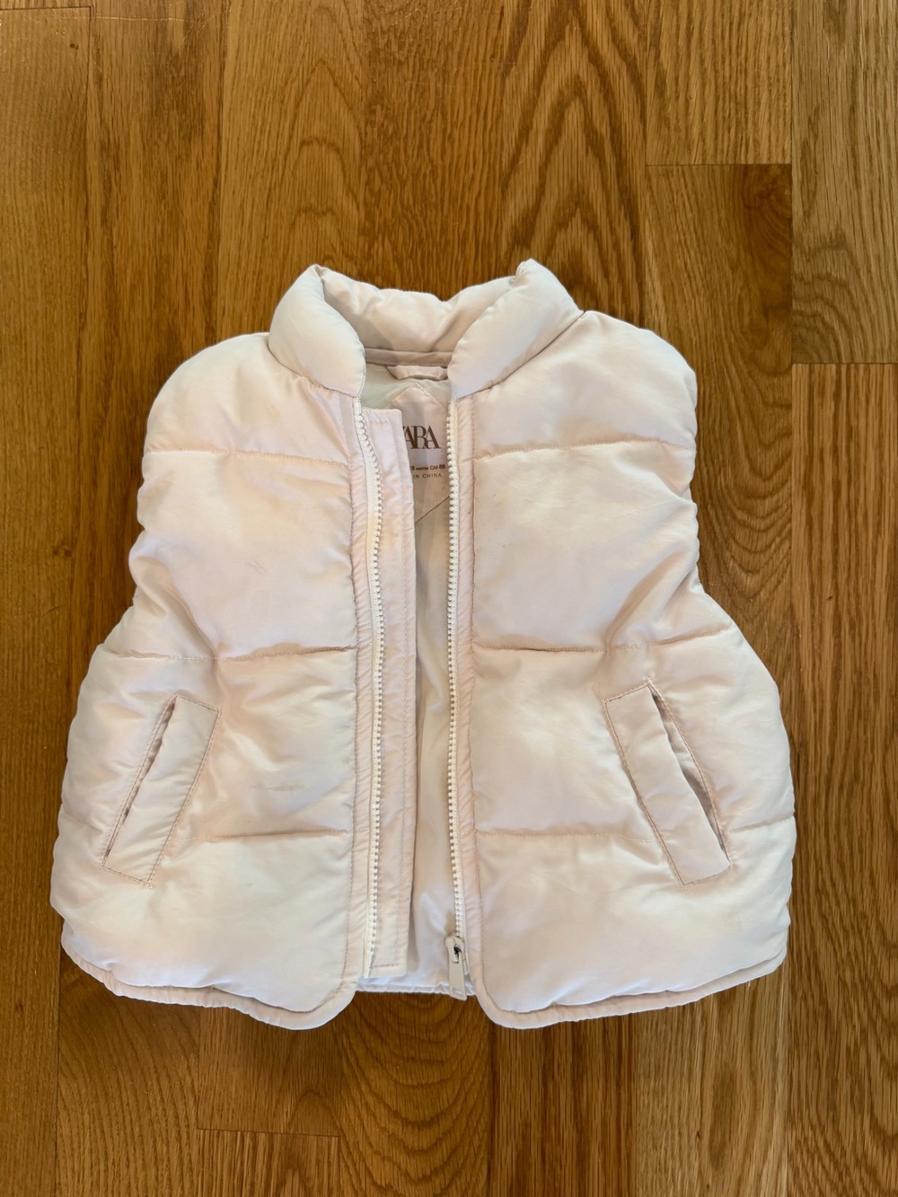Zara Girls Light Cream Puffer Vest